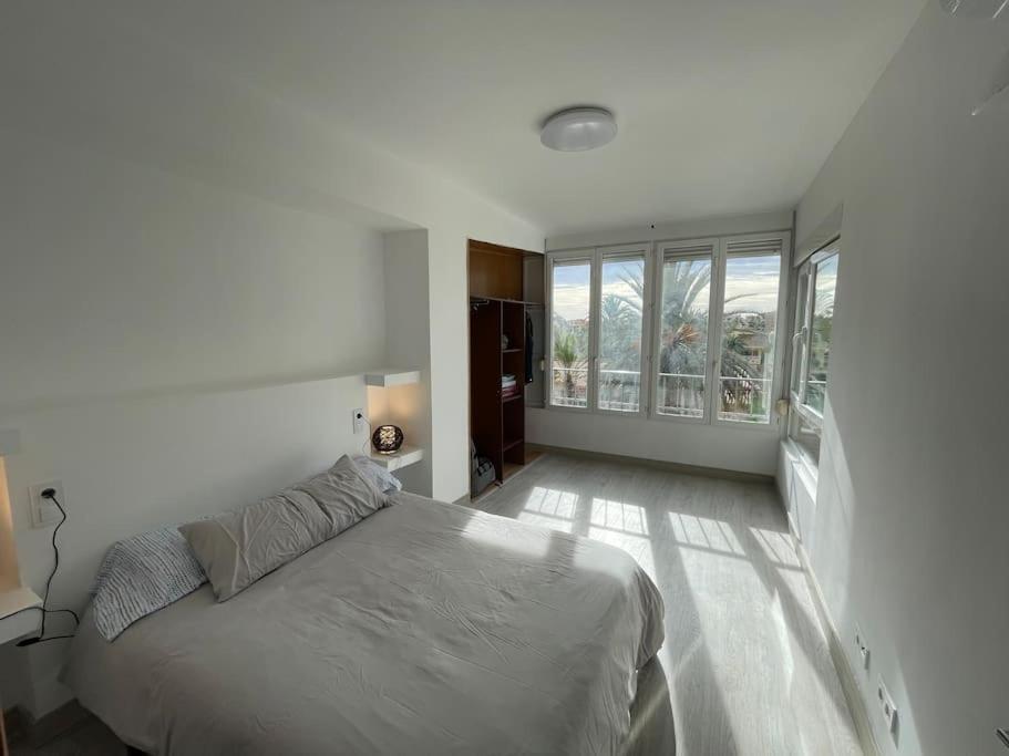 Nice Apartment Near The Sea Torrevieja Ngoại thất bức ảnh
