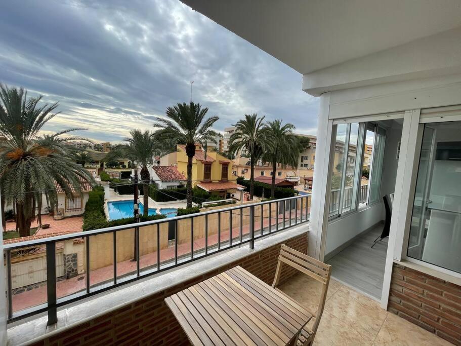 Nice Apartment Near The Sea Torrevieja Ngoại thất bức ảnh