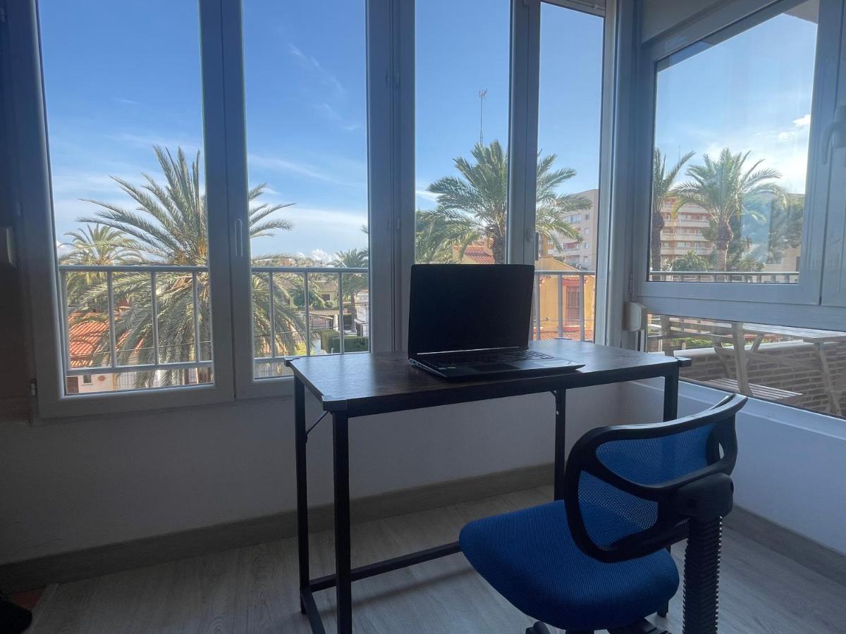 Nice Apartment Near The Sea Torrevieja Ngoại thất bức ảnh